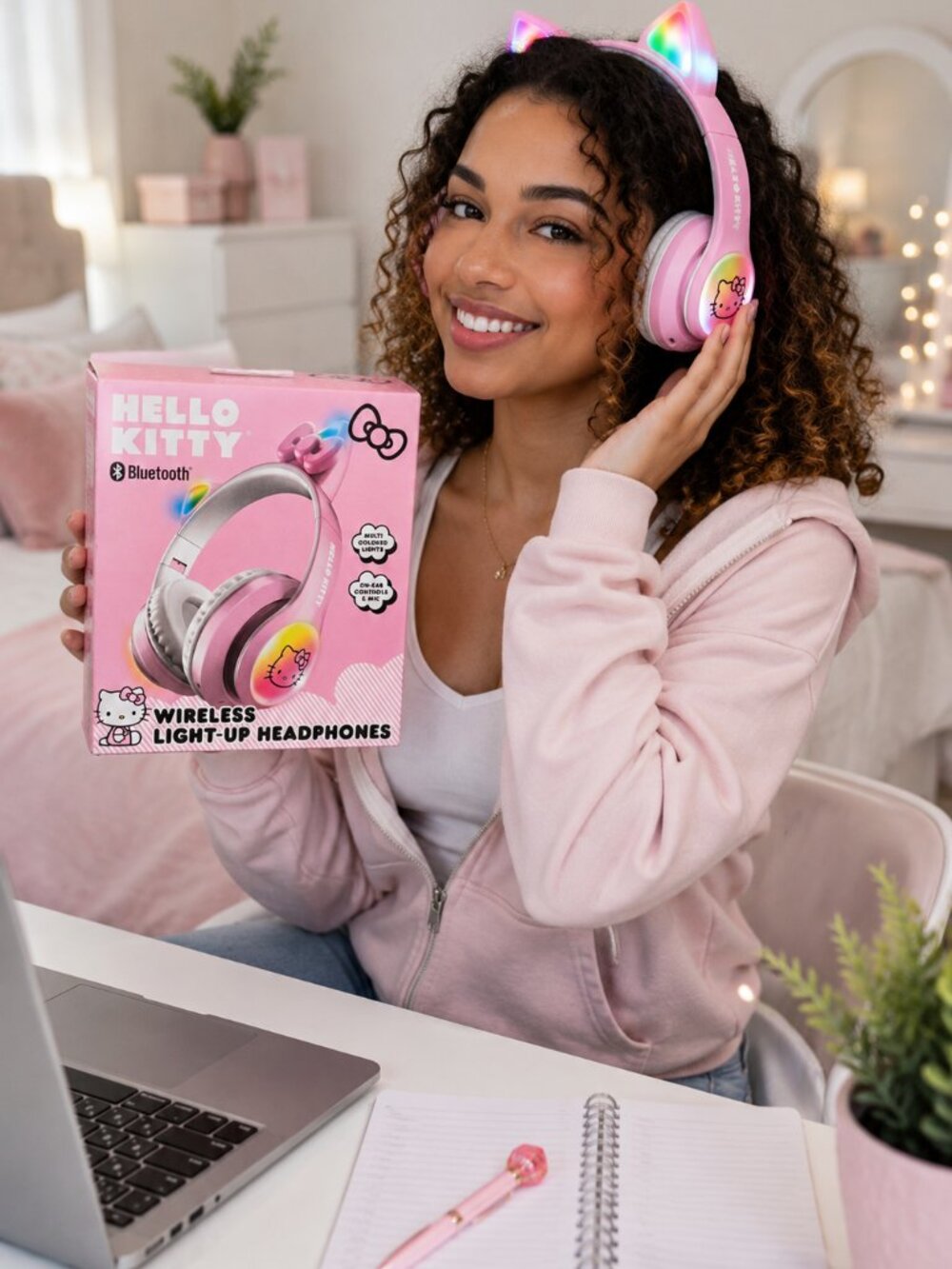Hello Kitty Bluetooth Wireless Light-Up Headphones Pink LED Cat Ear Headset